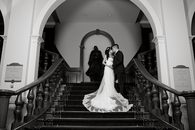 grand staircase formals-0010.jpg